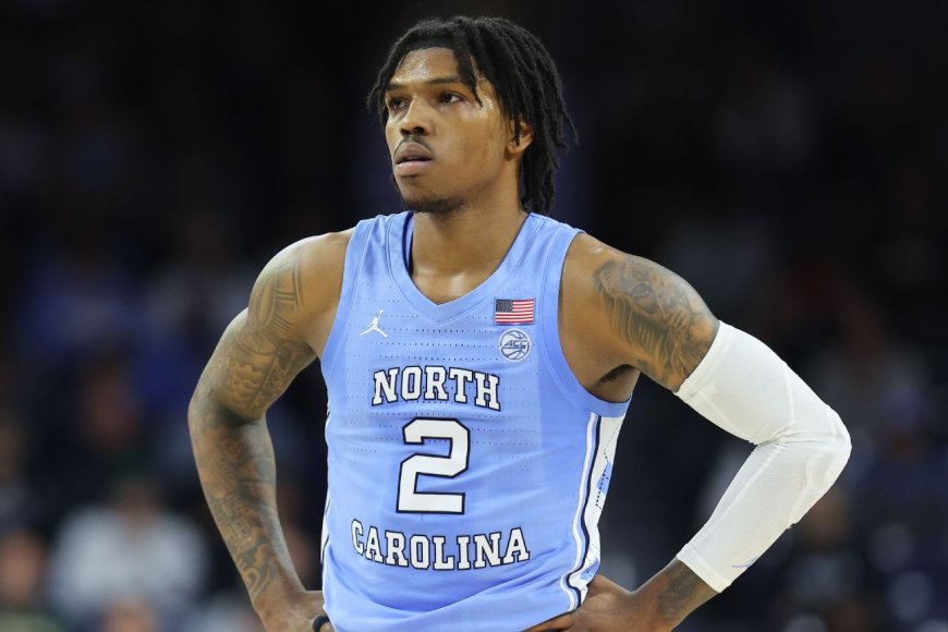 Sources: Ex-UNC star Love decommits from U-M